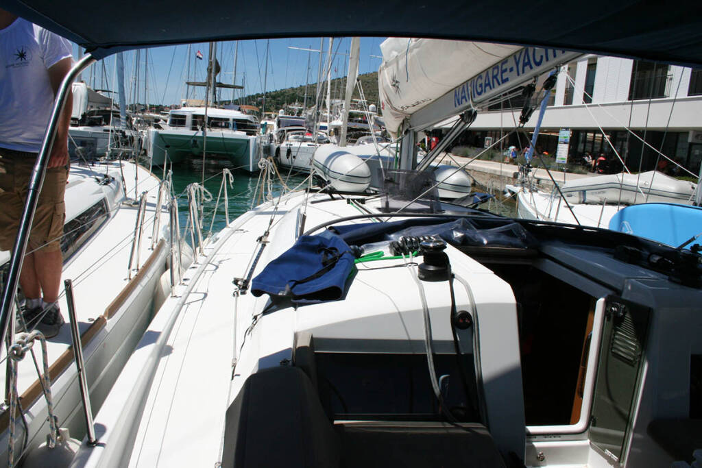 Sailing yacht Sun Odyssey 440 Springbank
