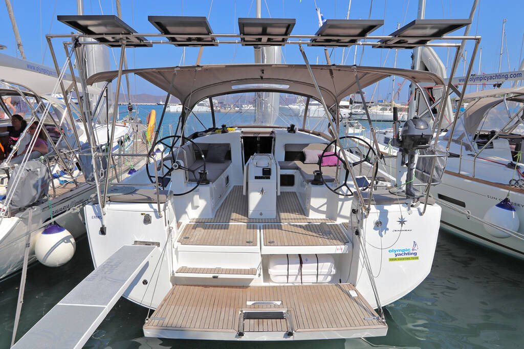 Segelyachten Sun Odyssey 440 Ermis