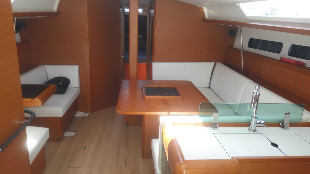 Sailing yacht Sun Odyssey 449 Genesis
