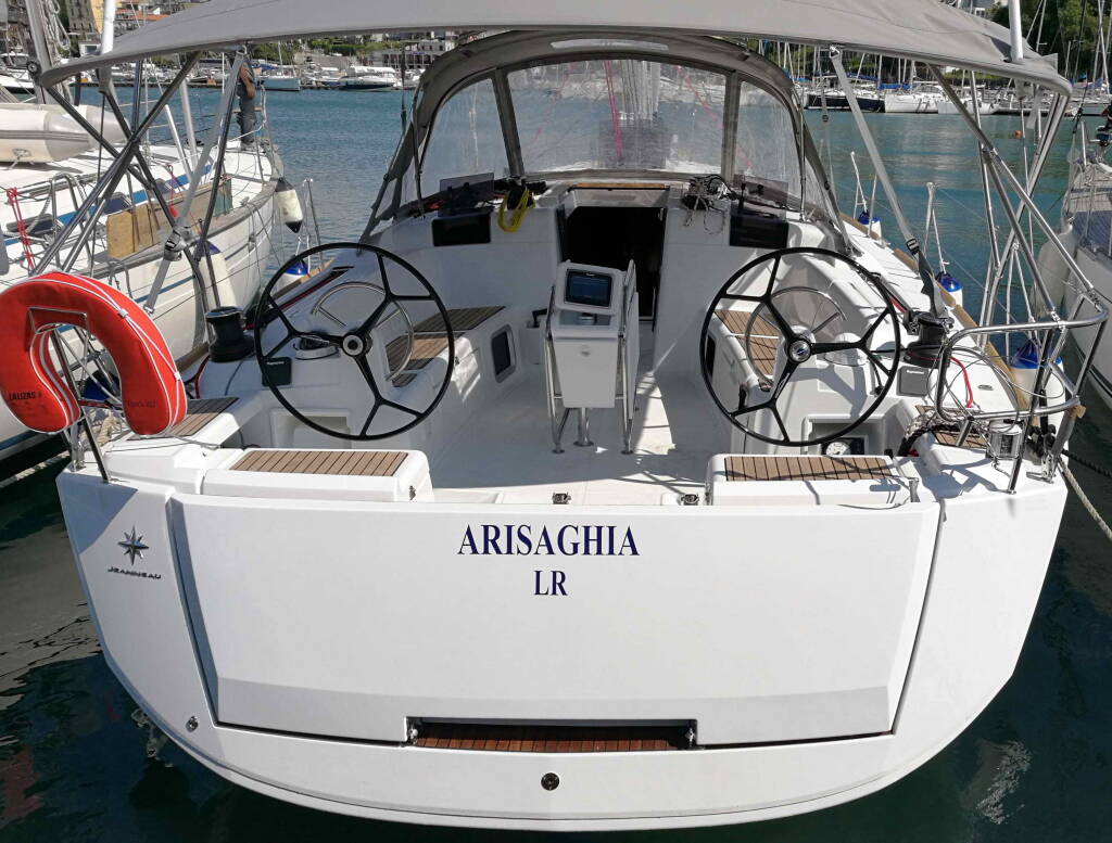 Sailing yacht Sun Odyssey 449 ECONOMY