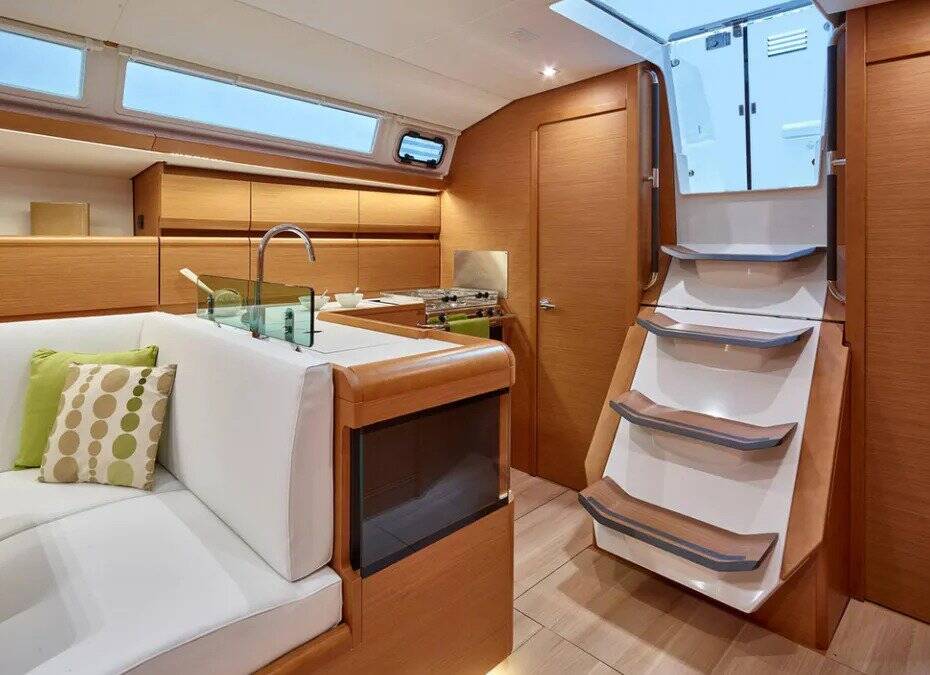 Sailing yacht Sun Odyssey 449 Genesis