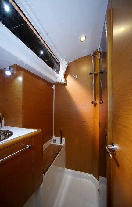 Sailing yacht Sun Odyssey 449 Genesis