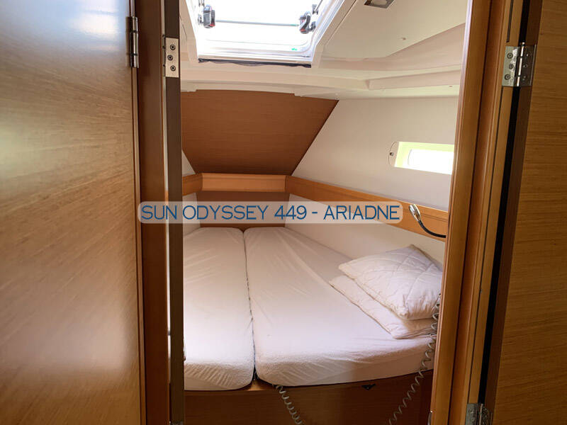 Sailing yacht Sun Odyssey 449 Ariadne