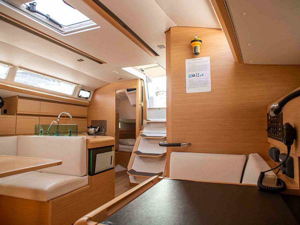 Sailing yacht Sun Odyssey 449 Maria I