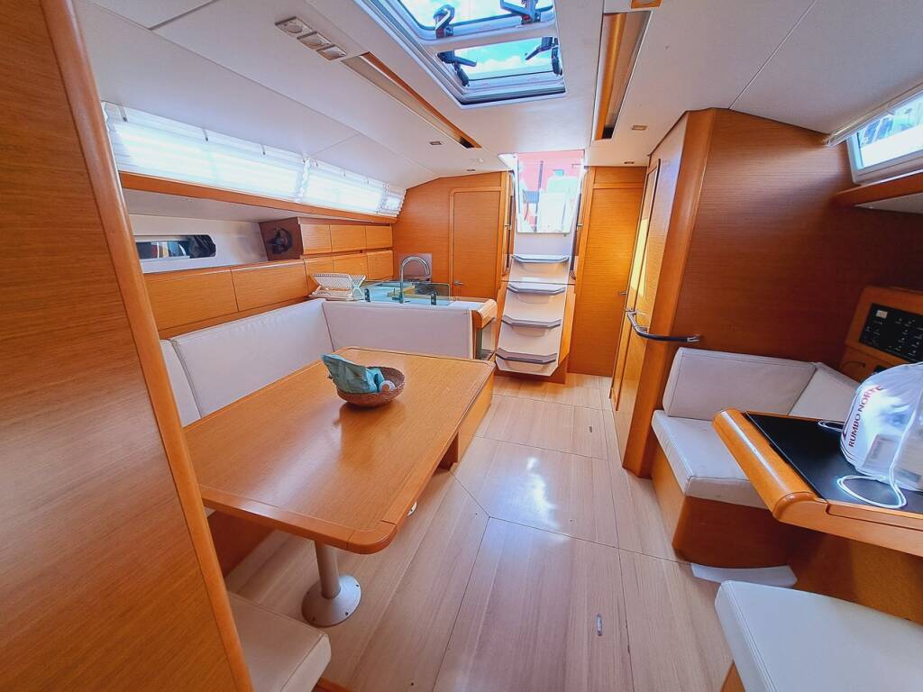 Segelyachten Sun Odyssey 449 Mientras Tanto