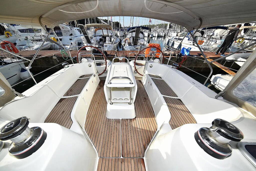 Sailing yacht Sun Odyssey 44i ECONOMY