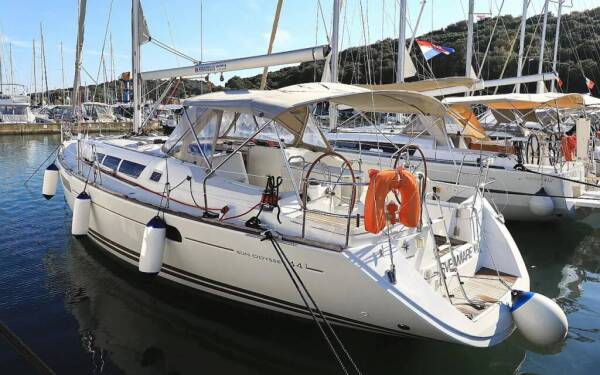 Sun Odyssey 44i Sveamare