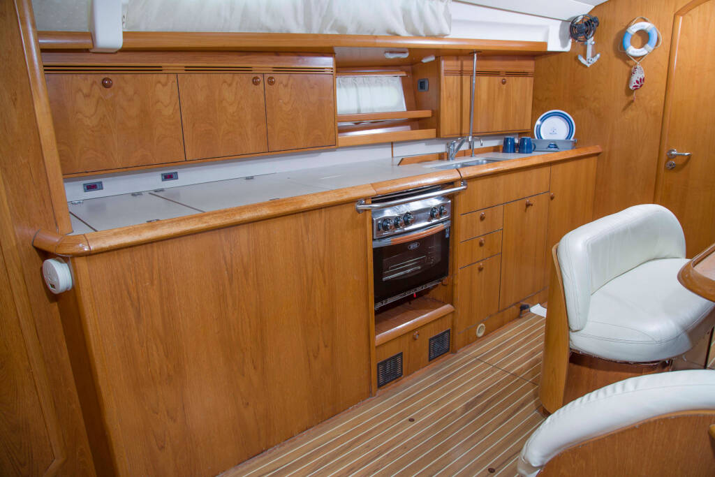 Sailing yacht Sun Odyssey 45 Elpida