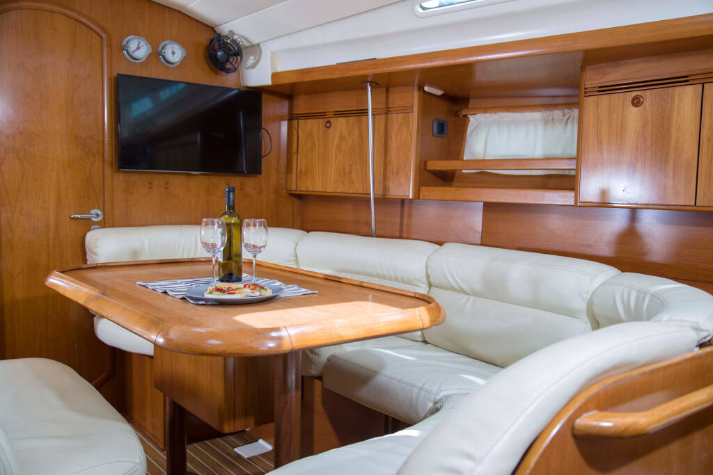 Sailing yacht Sun Odyssey 45 Elpida