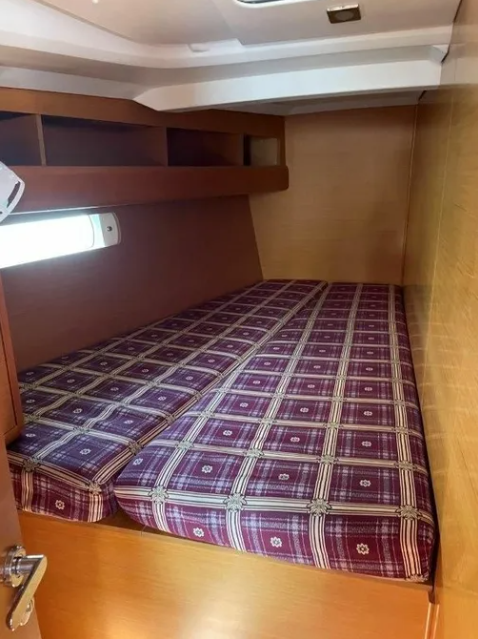 Sailing yacht Sun Odyssey 469 Electra