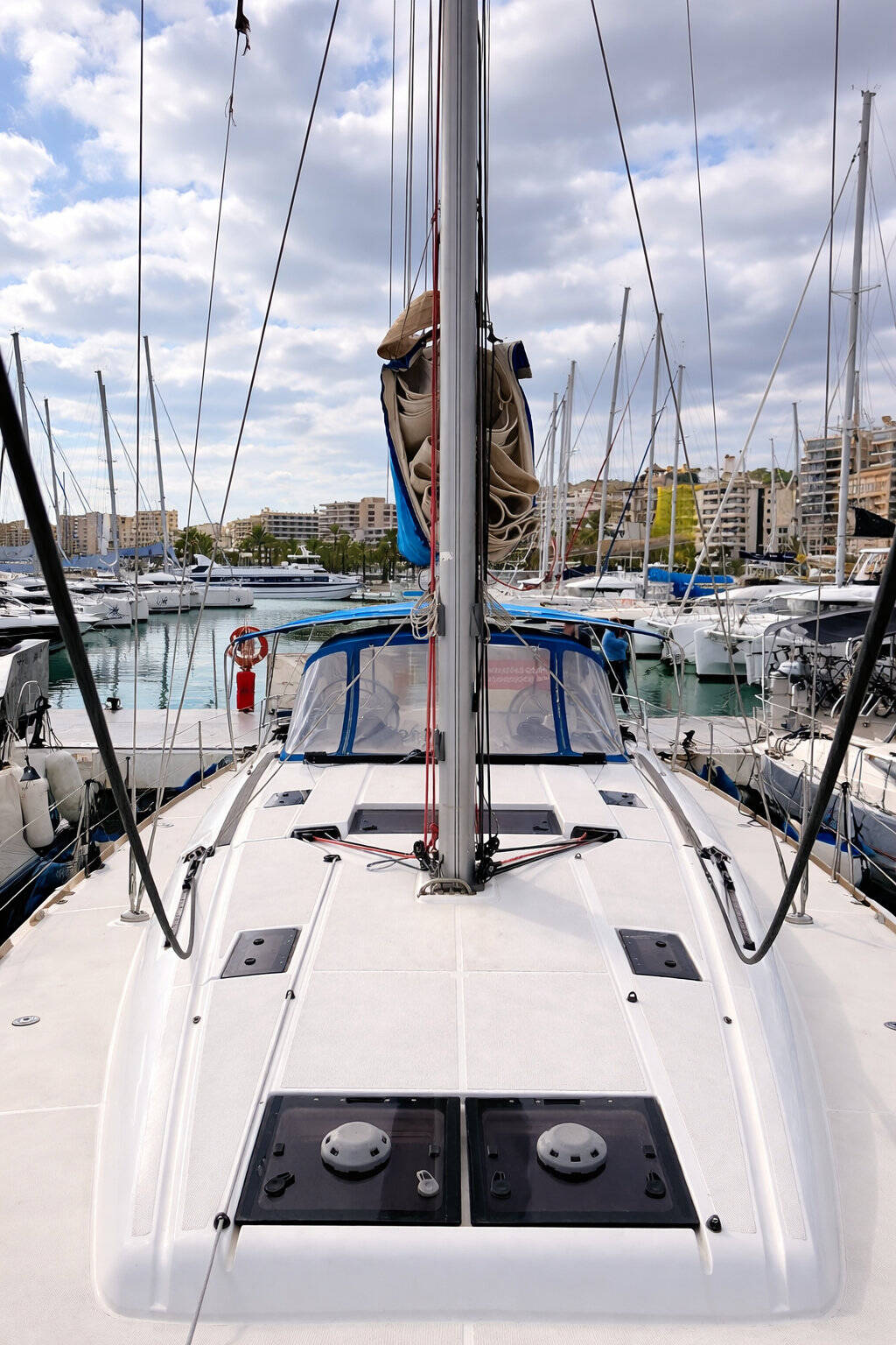 Sailing yacht Sun Odyssey 469 Malgrats