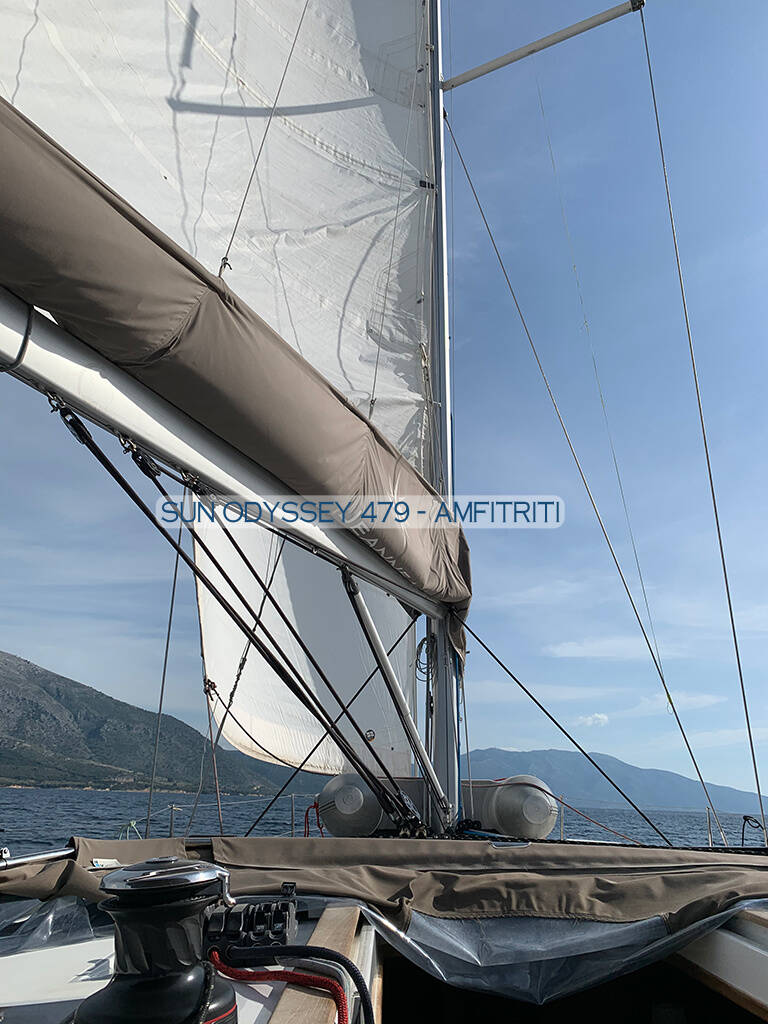 Sailing yacht Sun Odyssey 479 Amfitriti