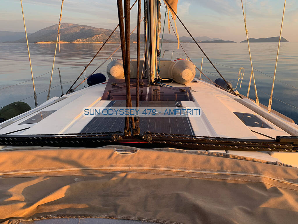 Sailing yacht Sun Odyssey 479 Amfitriti
