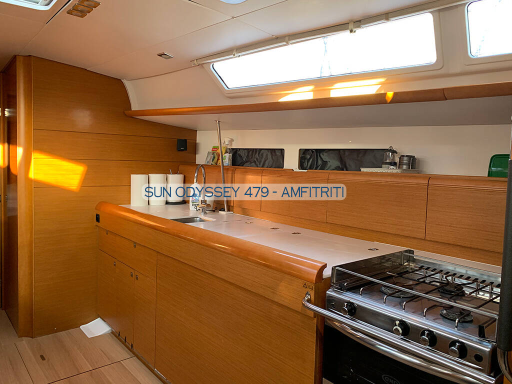 Sailing yacht Sun Odyssey 479 Amfitriti