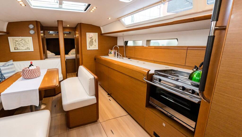 Sailing yacht Sun Odyssey 479 Filippos I