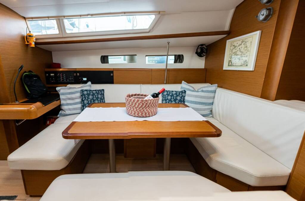 Sailing yacht Sun Odyssey 479 Filippos I