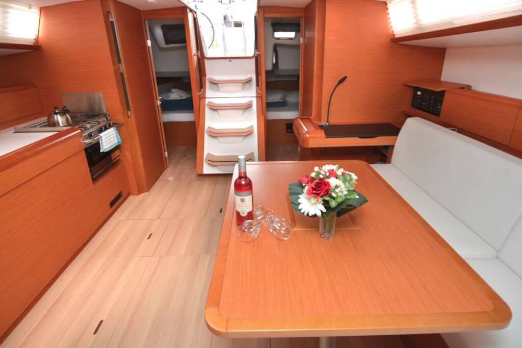 Segelyachten Sun Odyssey 479 Black Kiss