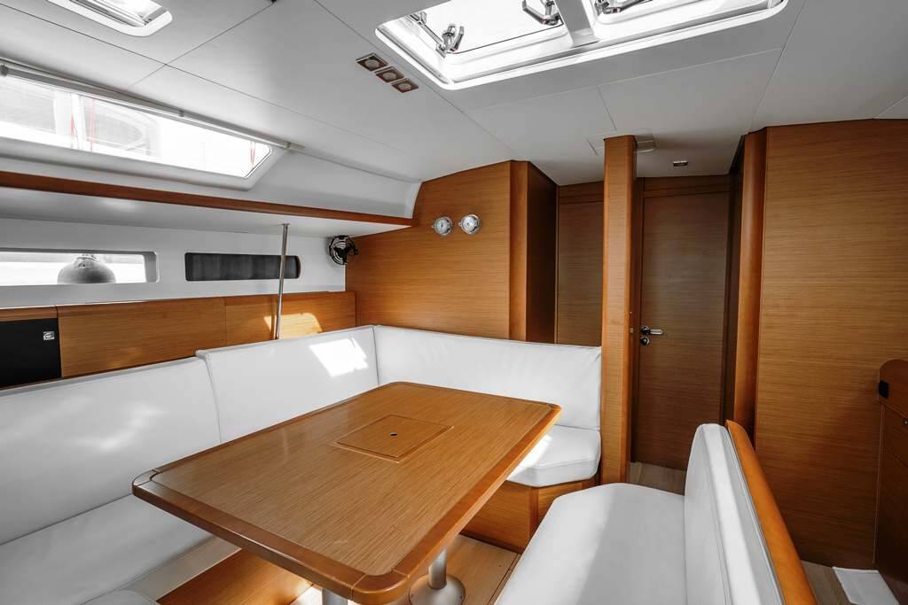 Sailing yacht Sun Odyssey 479 Alpha