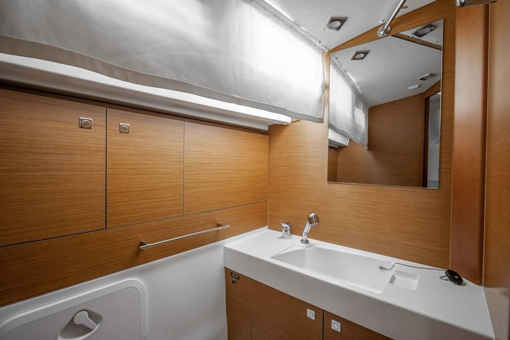 Sailing yacht Sun Odyssey 479 Alpha