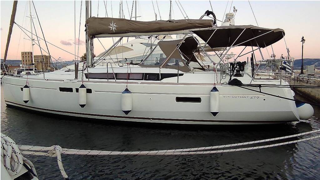 Sailing yacht Sun Odyssey 479 Joy