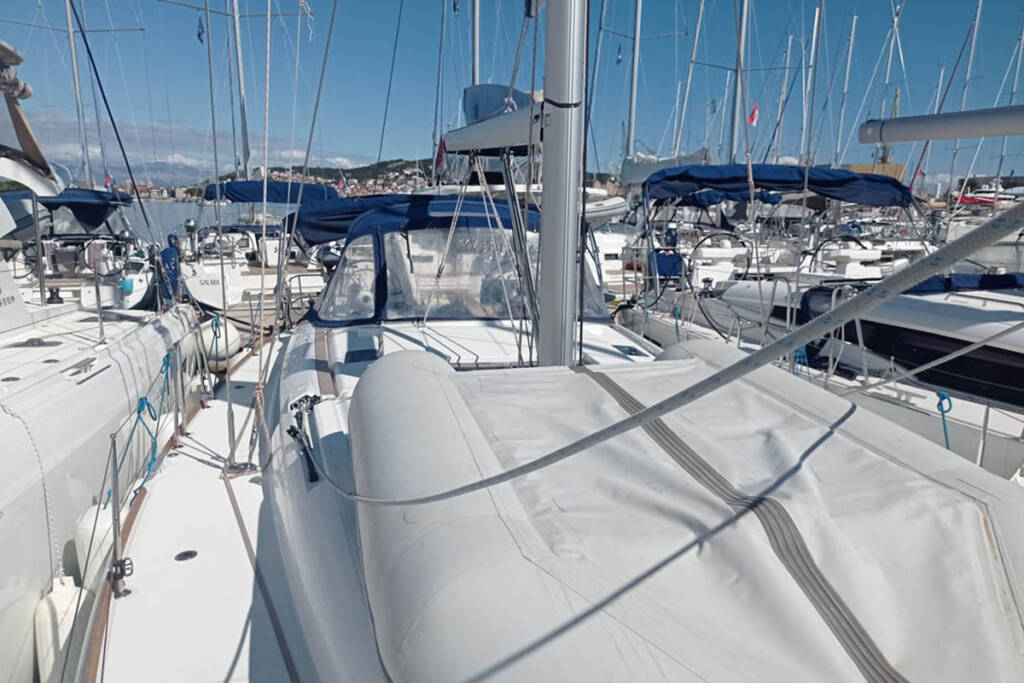Sailing yacht Sun Odyssey 479 Malin II  