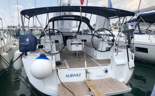 Sun Odyssey 479 Albinez  Athens, Agios Kosmas marina