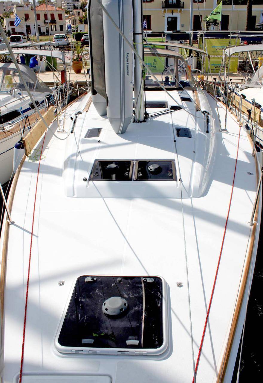 Sailing yacht Sun Odyssey 479 Athena