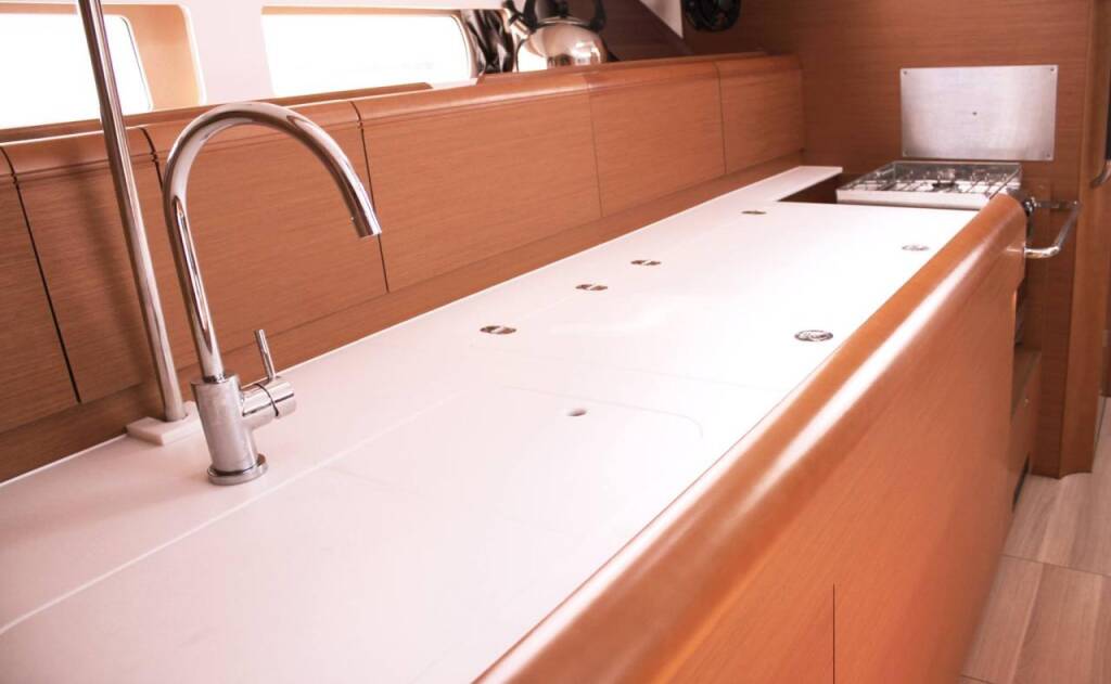 Sailing yacht Sun Odyssey 479 Athena