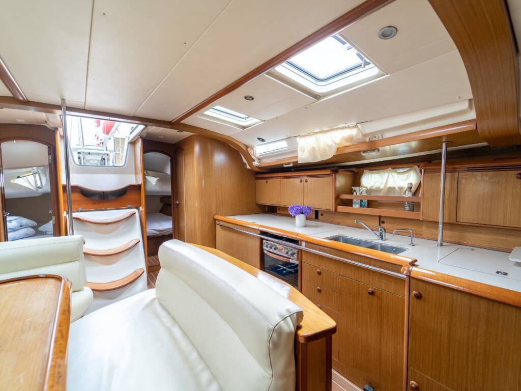 Sailing yacht Sun Odyssey 49 