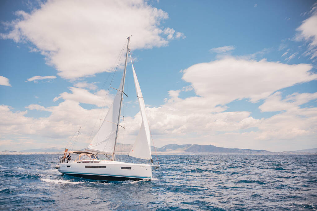 Sailing yacht Sun Odyssey 490 Jason