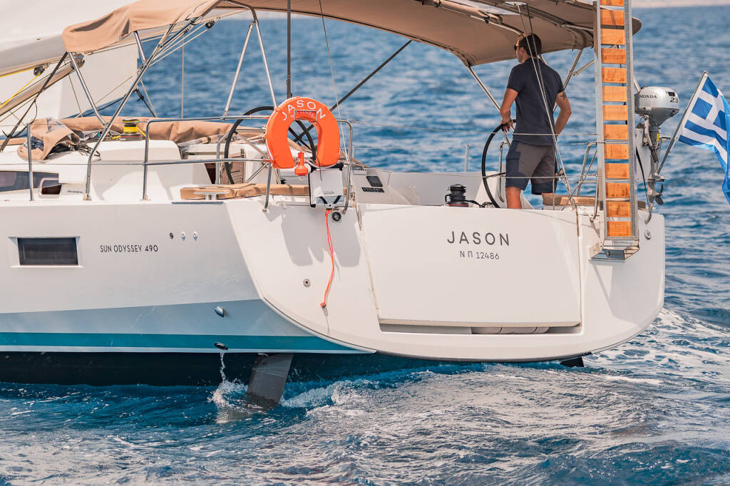 Sailing yacht Sun Odyssey 490 Jason