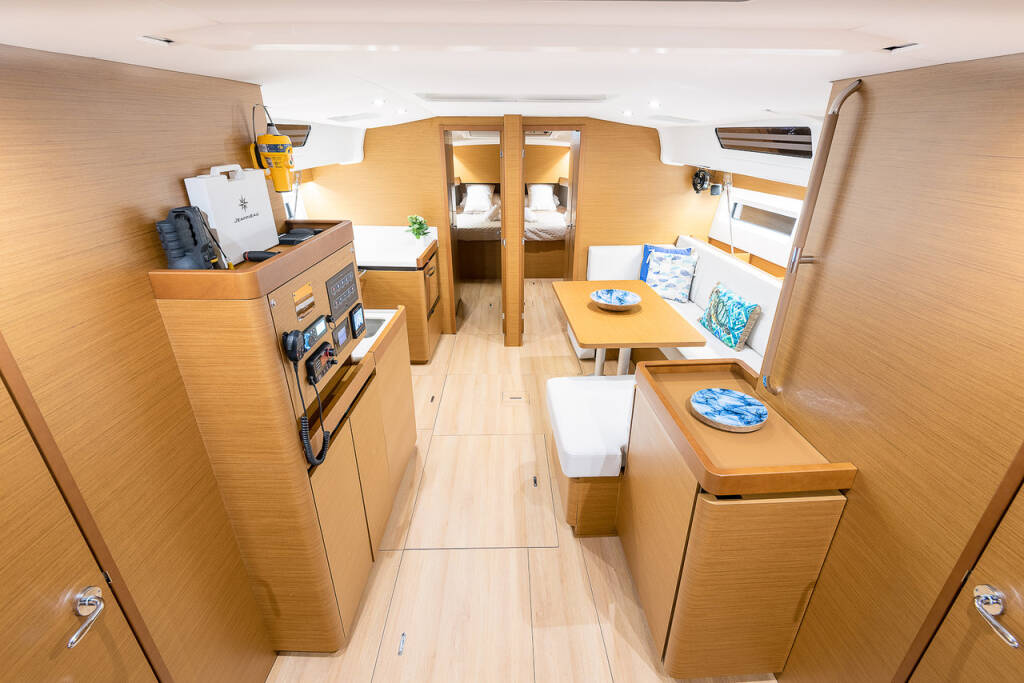 Sailing yacht Sun Odyssey 490 Jason