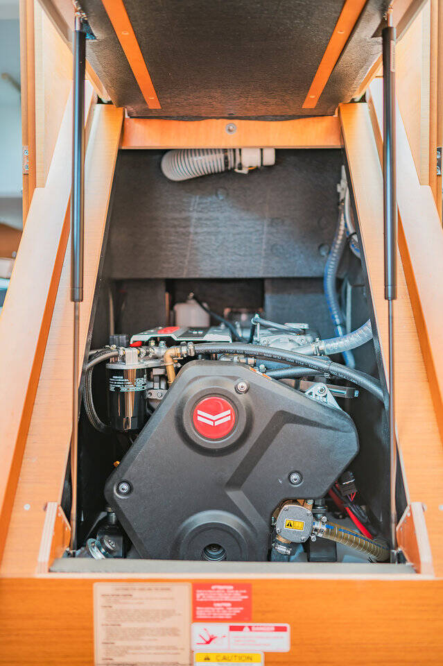 Sailing yacht Sun Odyssey 490 Jason
