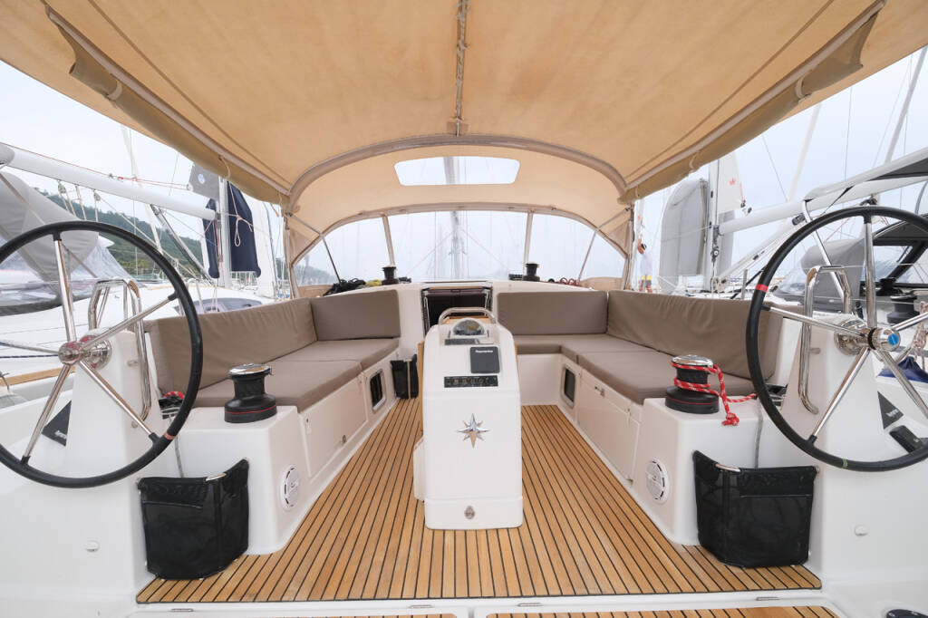 Sailing yacht Sun Odyssey 490 La Vita e Bella