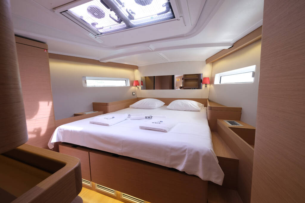 Sailing yacht Sun Odyssey 490 La Vita e Bella