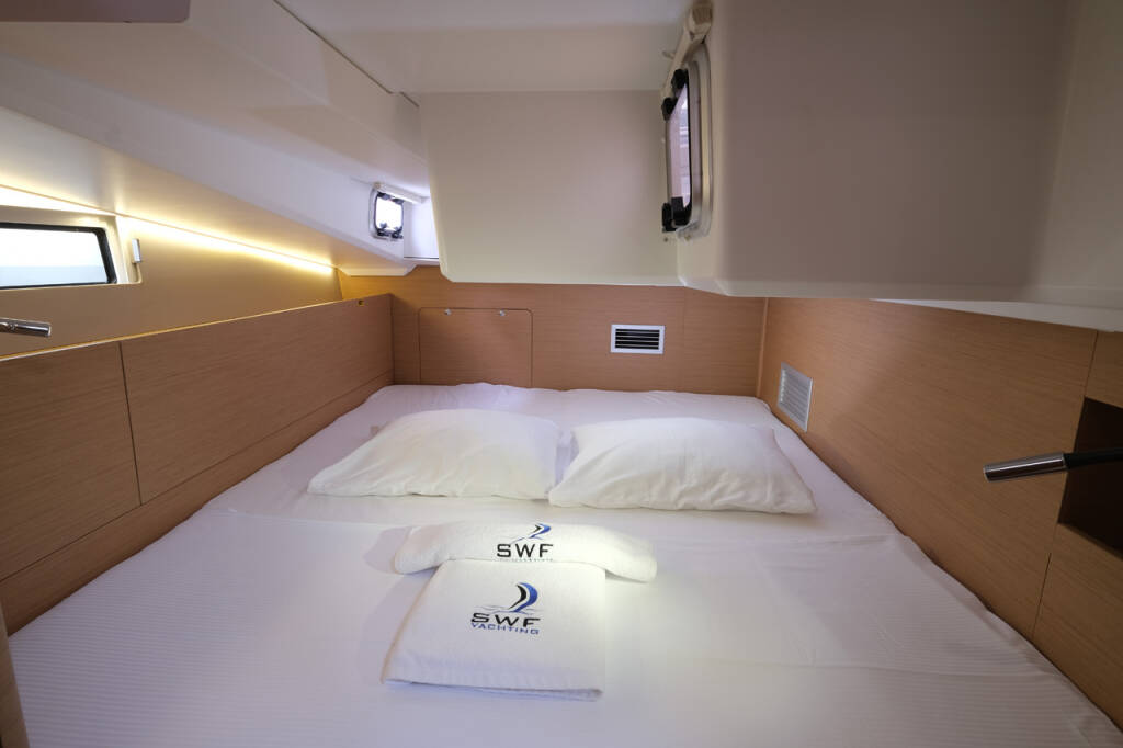 Sailing yacht Sun Odyssey 490 La Vita e Bella