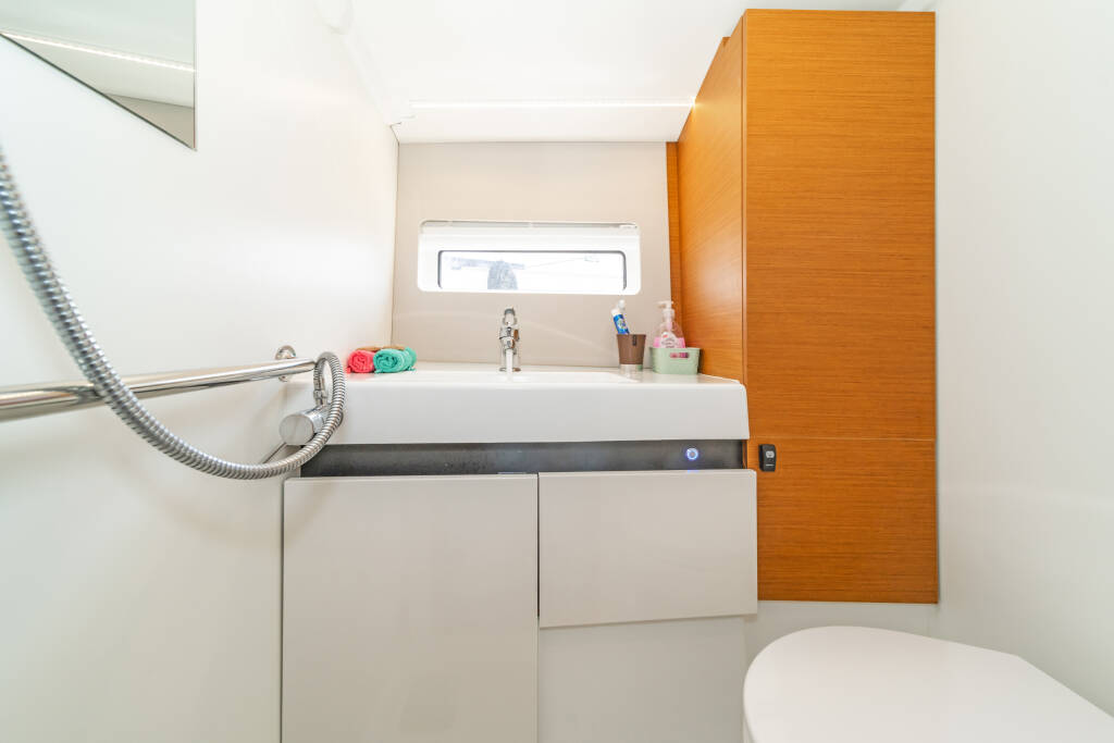 Sailing yacht Sun Odyssey 490 Marina II