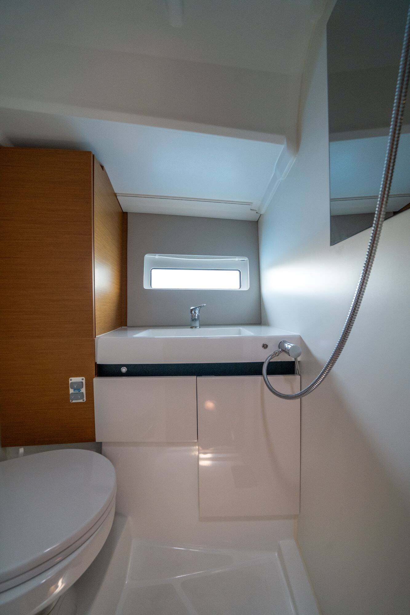 Sailing yacht Sun Odyssey 490 Elenor