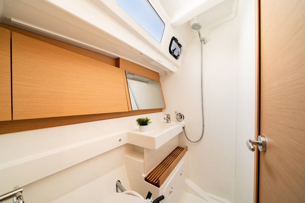 Sailing yacht Sun Odyssey 490 Calma