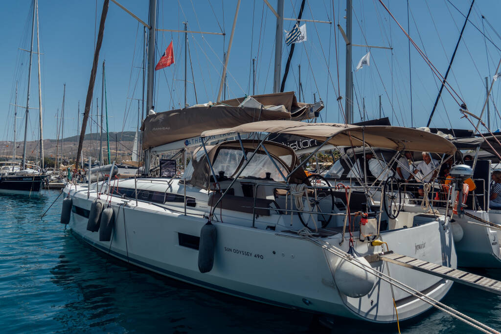 Segelyachten Sun Odyssey 490 Jouir