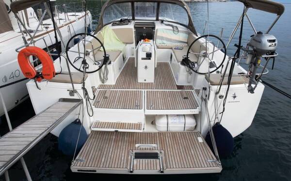 Sun Odyssey 490 Lara