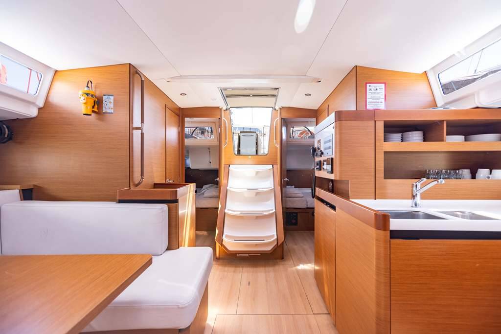 Sailing yacht Sun Odyssey 490 Lydia