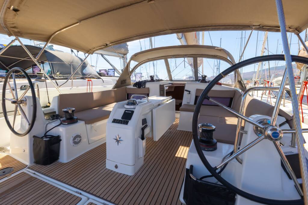 Sailing yacht Sun Odyssey 490 Mare Mia