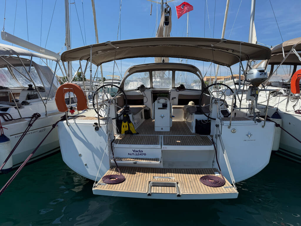 Sailing yacht Sun Odyssey 490 Yada