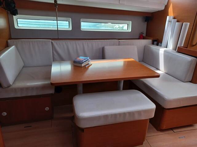 Sailing yacht Sun Odyssey 490 ECONOMY