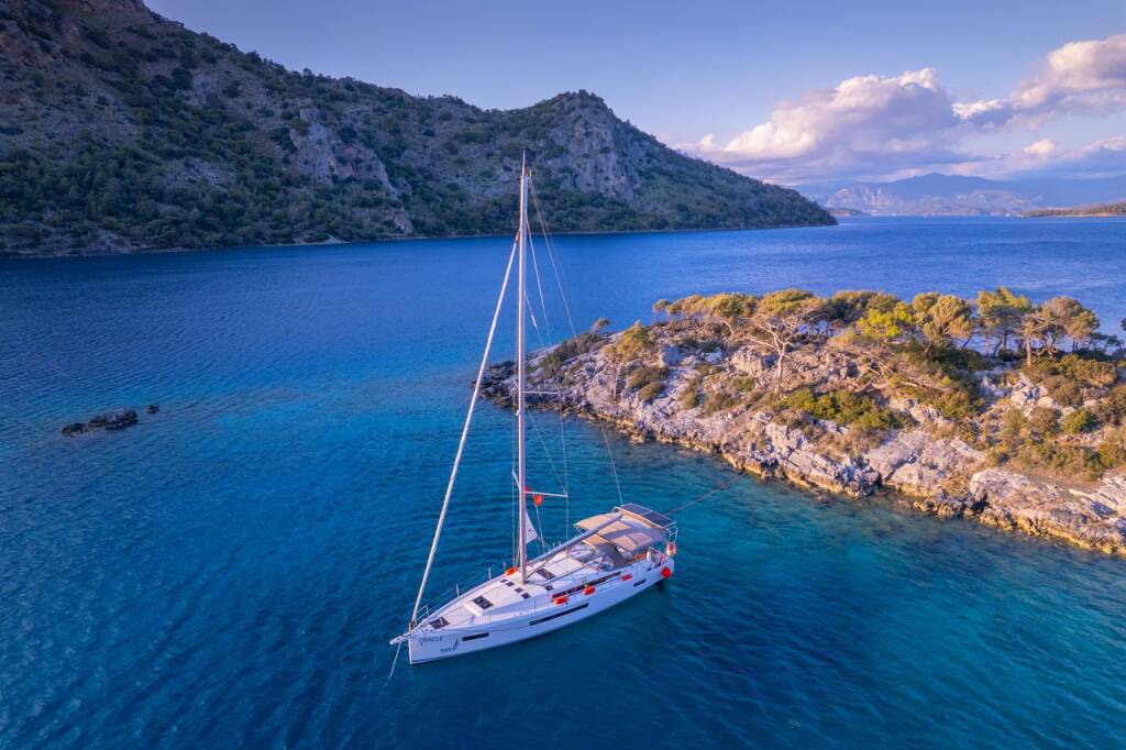 Sailing yacht Sun Odyssey 490 Oracle
