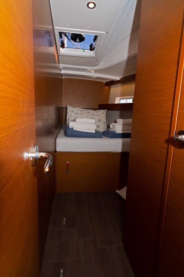 Sailing yacht Sun Odyssey 490 Mystic Kiss