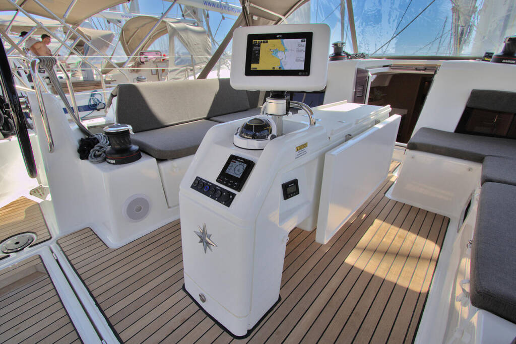 Sailing yacht Sun Odyssey 490 Menelaos