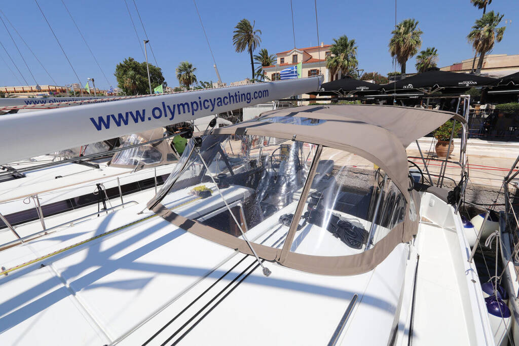Sailing yacht Sun Odyssey 490 Menelaos