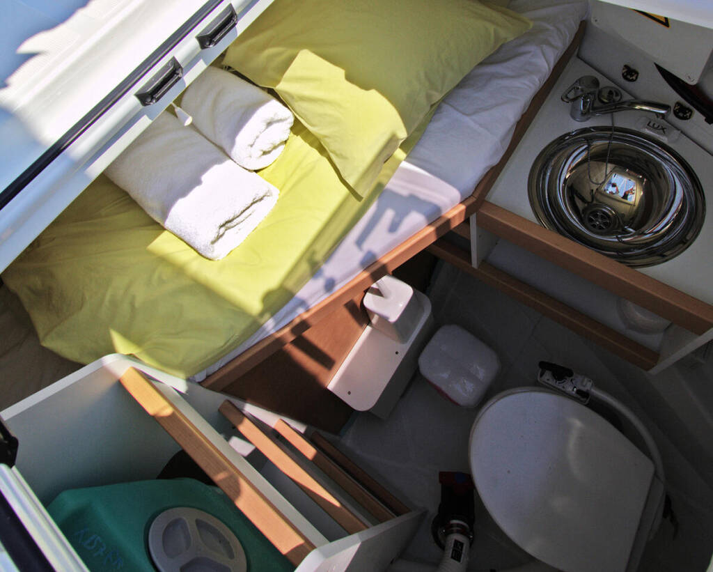 Sailing yacht Sun Odyssey 490 Menelaos